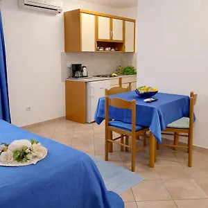  Apartment House Maric